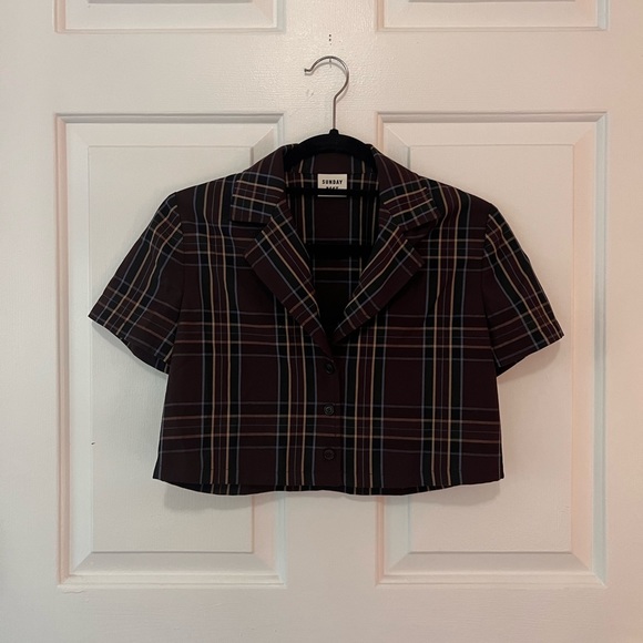 Aritzia cropped collared shirt - Picture 1 of 3
